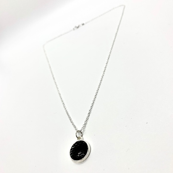 925 Black Mermaid Scale Pendant Necklace - Picture 3 of 4